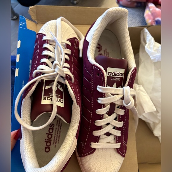 Like new women Adidas Superstar βBurgundyβ β Style IF7676 size 8 ! - Picture 9 of 11